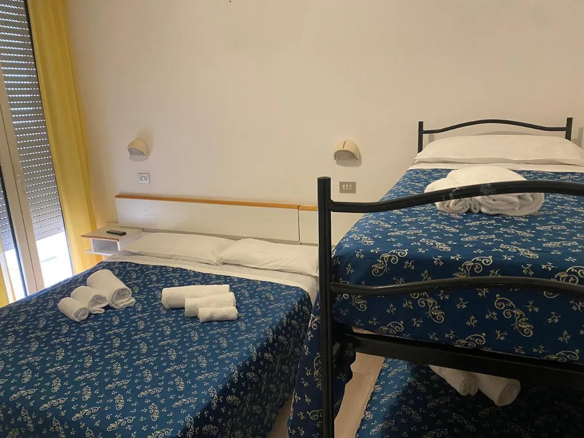 Hotel Sissi Rivazzurra Di Rimini 2*,  Italien